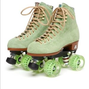 Moxi Lollys in Honeydew